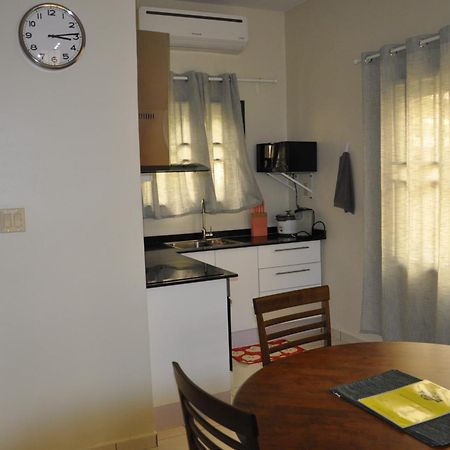 Riando Appartement Rainville Paramaribo Quarto foto