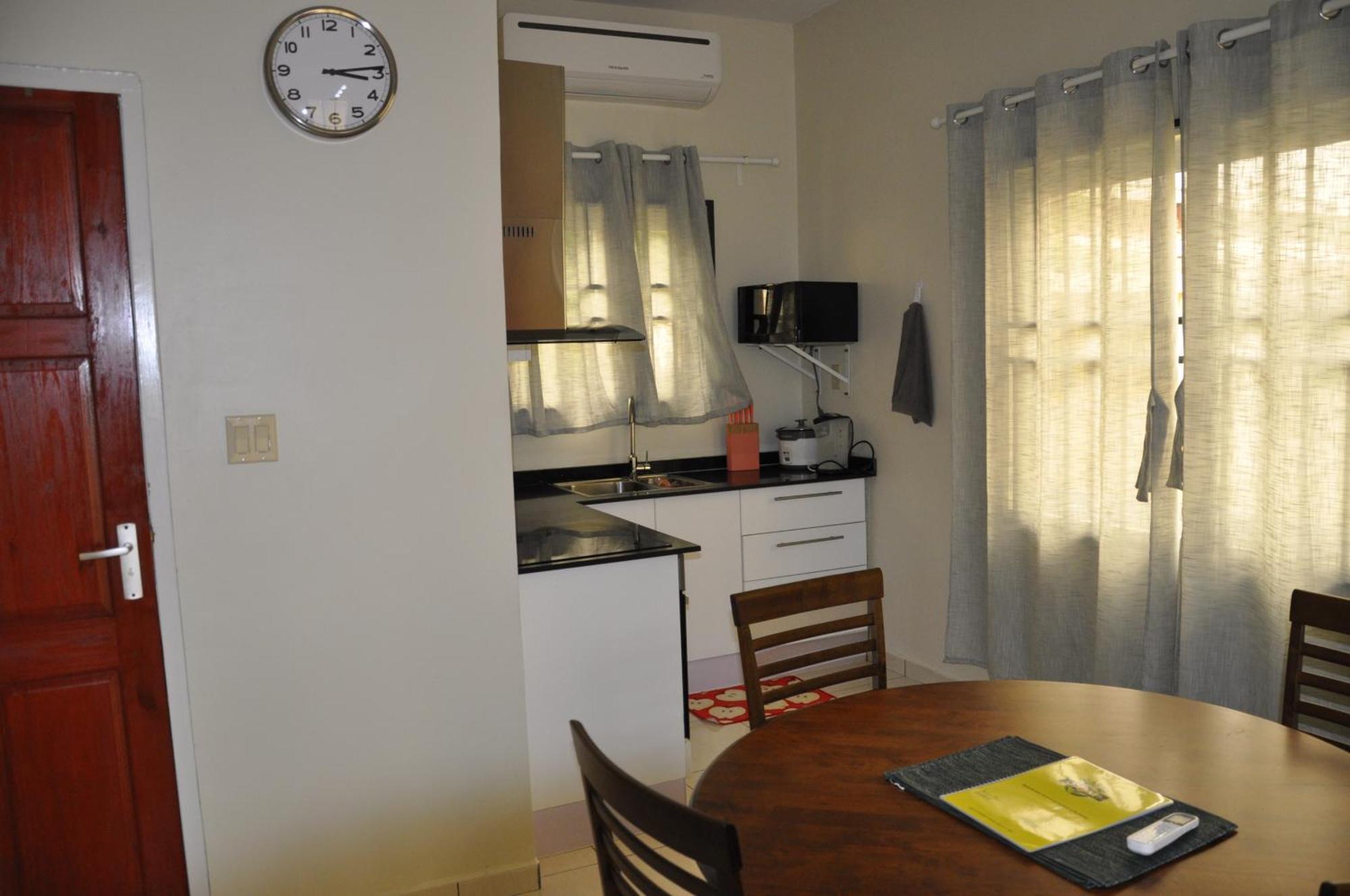 Riando Appartement Rainville Paramaribo Quarto foto
